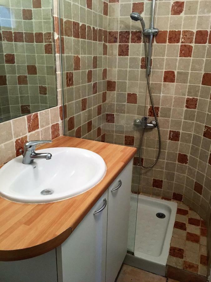 Appartement Paisible Fontaine-de-Vaucluse Extérieur photo